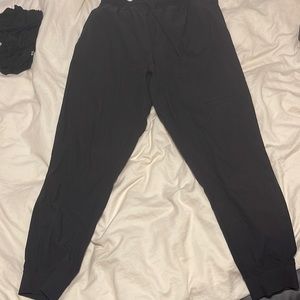 Men’s large black Lululemon joggers